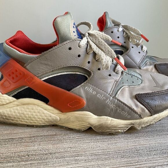 Nike Air Huarache Premium Sneakers main image 4
